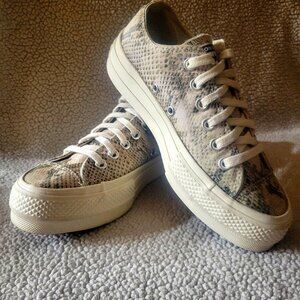 Converse Women's Chuck Taylor All Star Lift Snake Skin Effect -  Size 6